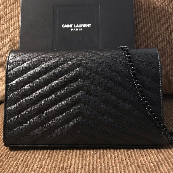 Black YSL Wallet On Chain - Picture 5 of 8